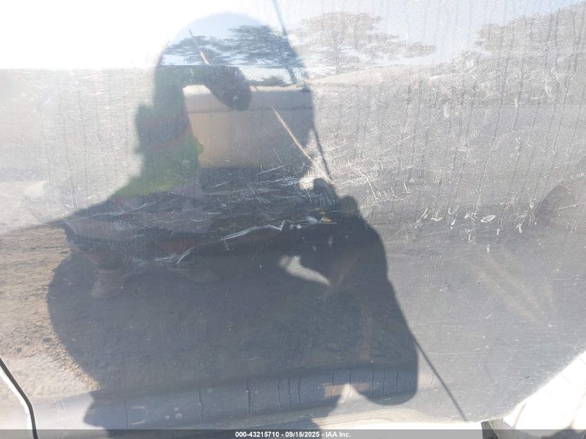 2008 Toyota Sequoia Platinum 5.7L V8 VIN: 5TDZY67A38S013044 Lot: 43215710