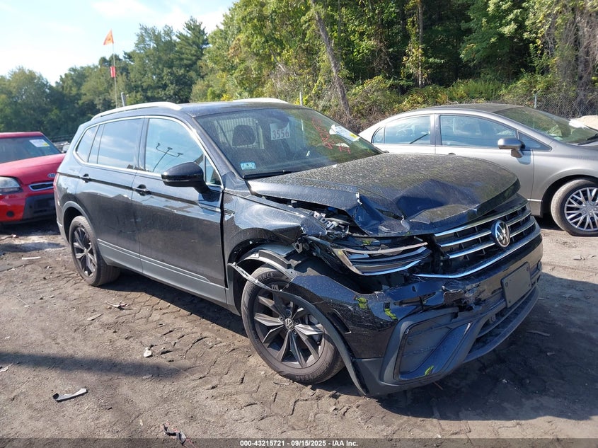 VOLKSWAGEN TIGUAN 2.0T SE