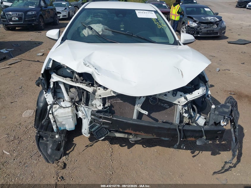 2018 TOYOTA COROLLA LE - 5YFBURHEXJP755018