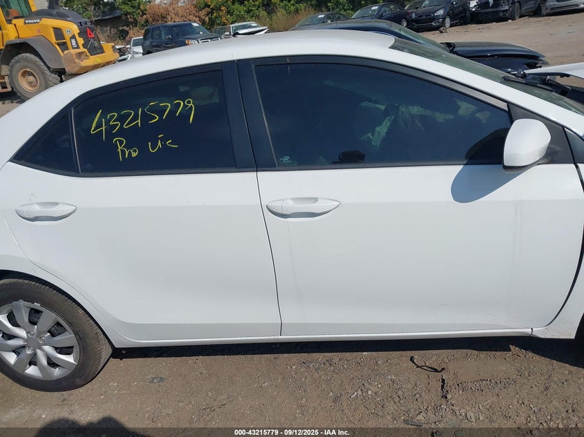 2018 TOYOTA COROLLA LE - 5YFBURHEXJP755018