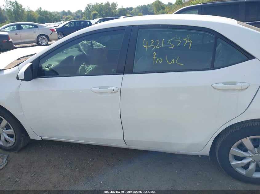 2018 TOYOTA COROLLA LE - 5YFBURHEXJP755018