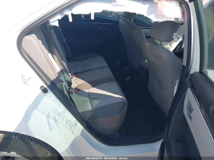 2018 TOYOTA COROLLA LE - 5YFBURHEXJP755018