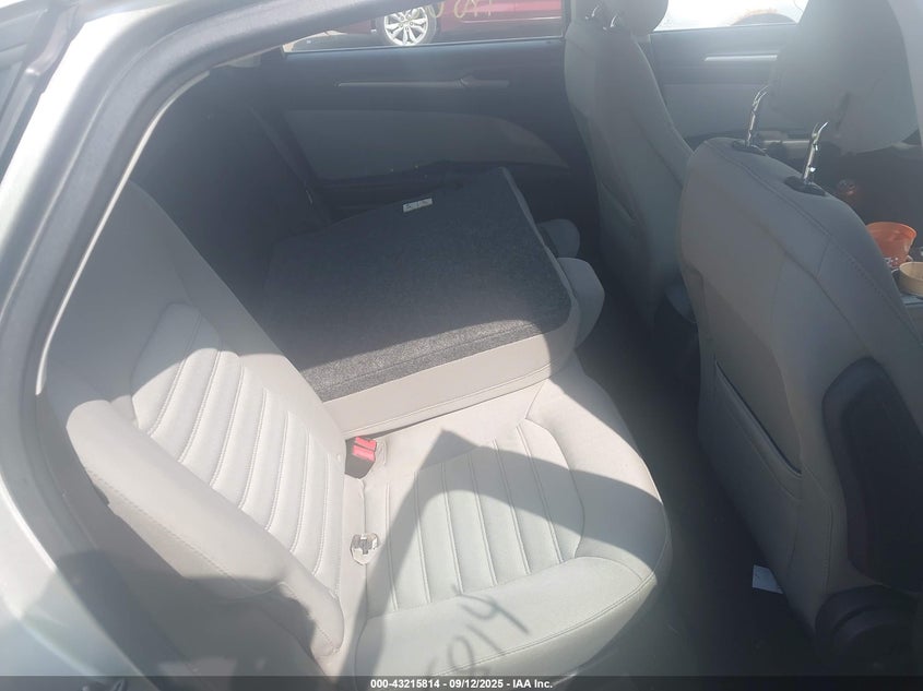 2013 Ford Fusion S VIN: 3FA6P0G78DR201844 Lot: 43215814