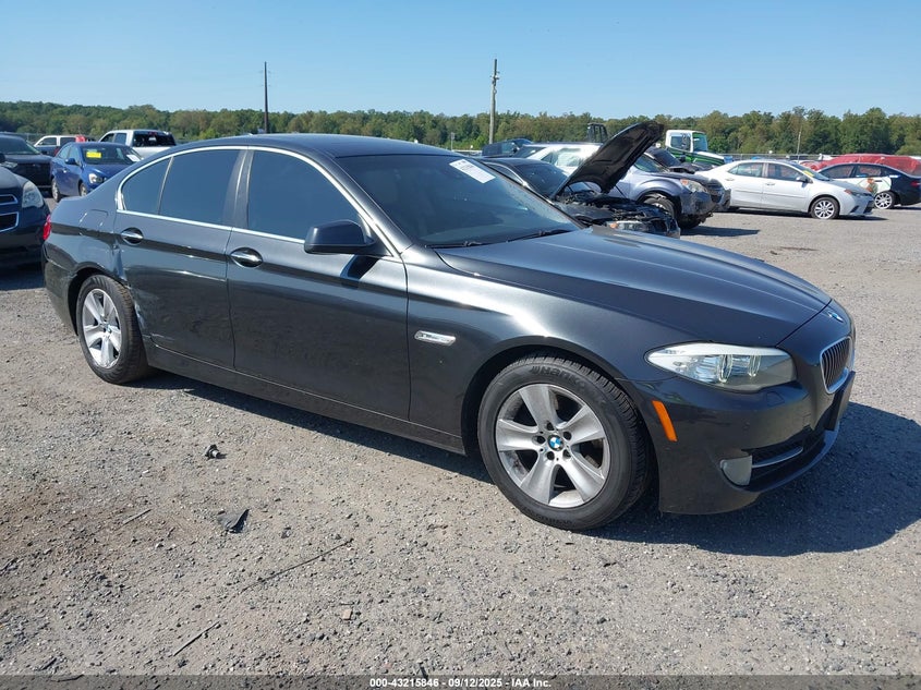 BMW 5 SERIES 528I