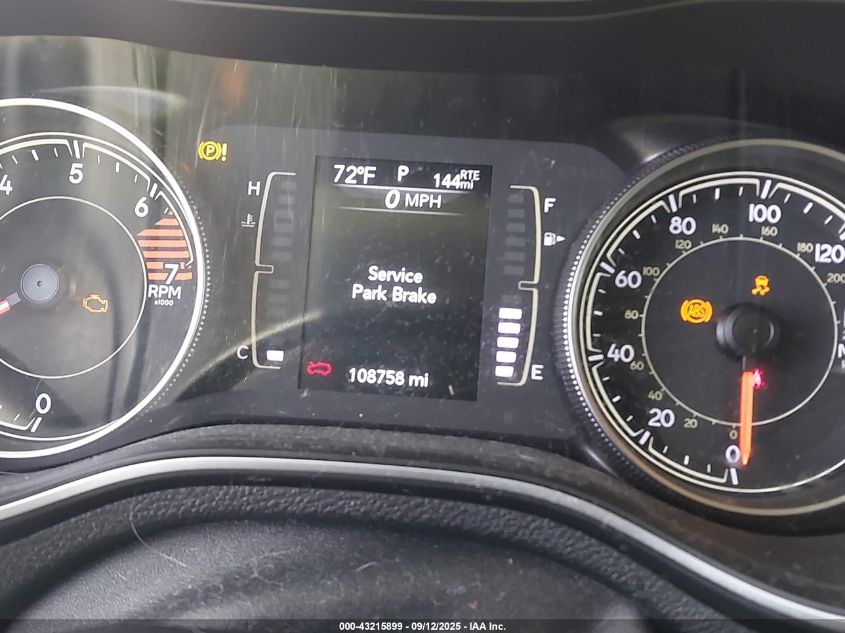 2019 Jeep Cherokee Latitude Plus 4X4 VIN: 1C4PJMLB3KD194597 Lot: 43215899