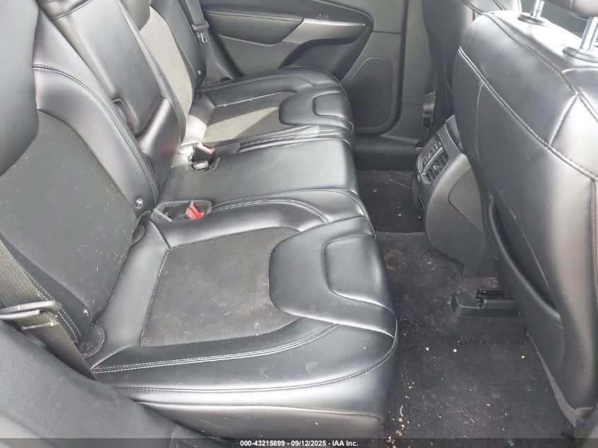 2019 Jeep Cherokee Latitude Plus 4X4 VIN: 1C4PJMLB3KD194597 Lot: 43215899