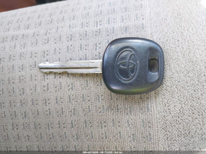 2007 Toyota Corolla Ce/Le/S VIN: 1NXBR32E57Z913778 Lot: 43215936