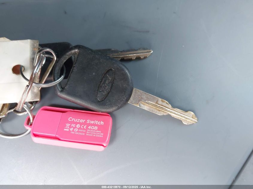 2005 Ford F-150 Stx/Xl/Xlt VIN: 1FTRF14W65NA96592 Lot: 43215970