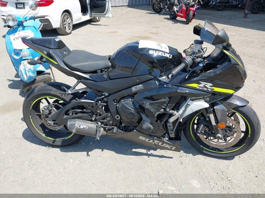 2023 Suzuki Gsx-R1000 VIN: JS1DM11FXP7100083 Lot: 43216077