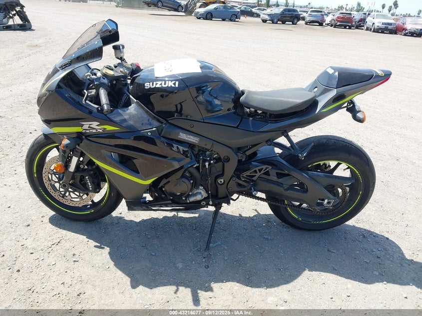 2023 Suzuki Gsx-R1000 VIN: JS1DM11FXP7100083 Lot: 43216077