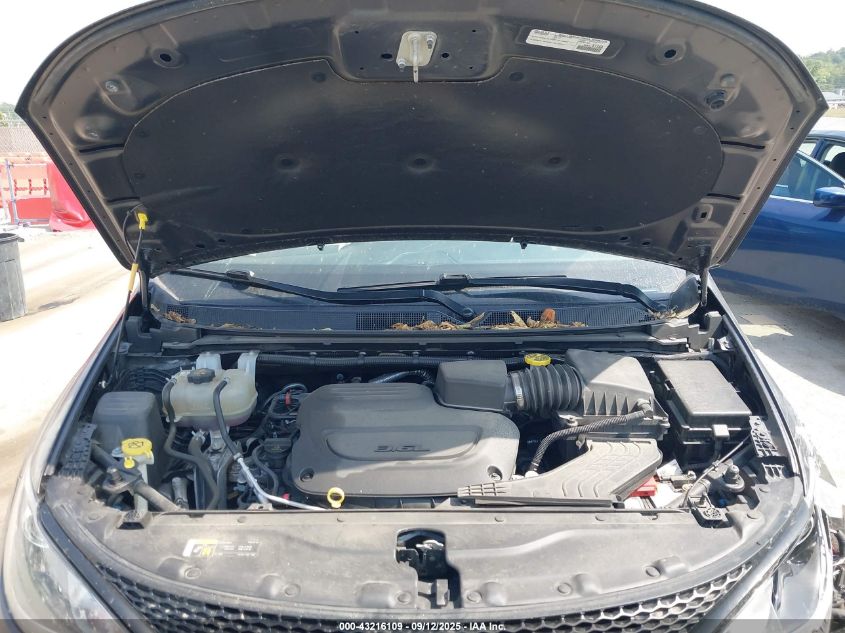 2020 Chrysler Pacifica Touring L Plus VIN: 2C4RC1EG0LR286355 Lot: 43216109