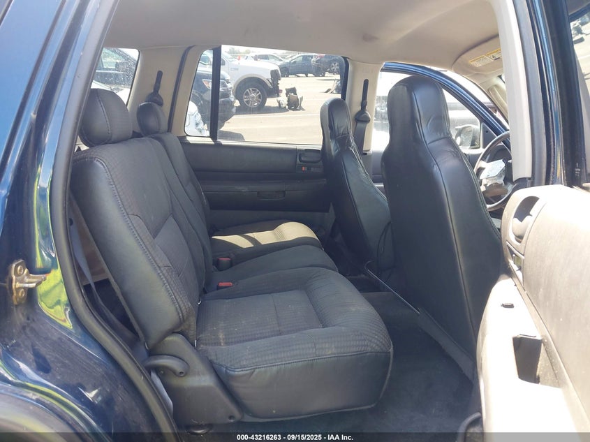 2003 Dodge Durango Sport/Sxt VIN: 1D4HS38N13F562203 Lot: 43216263