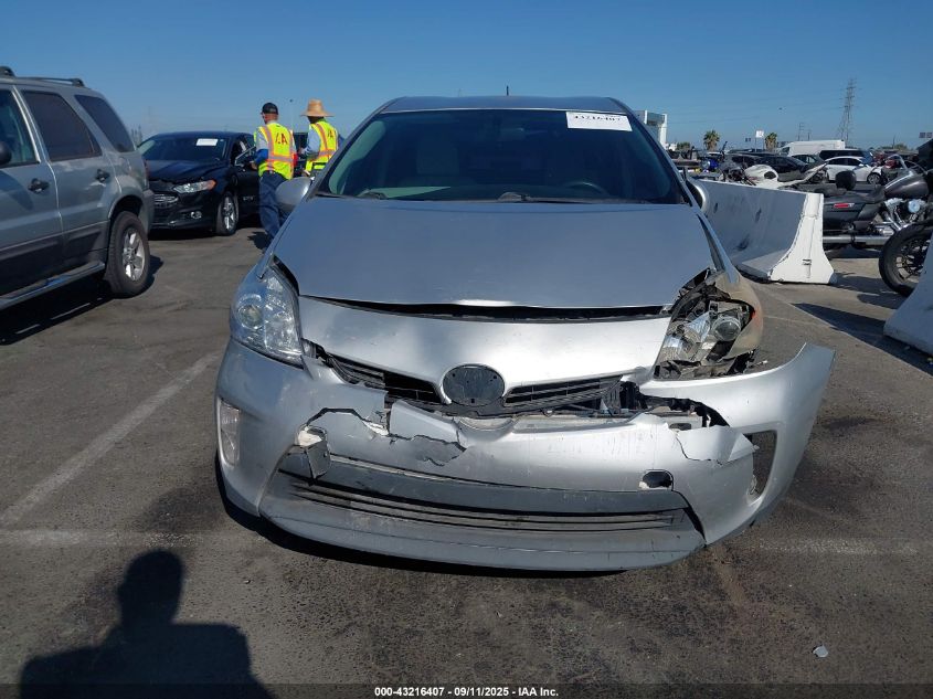 2013 Toyota Prius Two VIN: JTDKN3DU3D5627700 Lot: 43216407