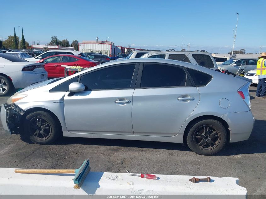 2013 Toyota Prius Two VIN: JTDKN3DU3D5627700 Lot: 43216407