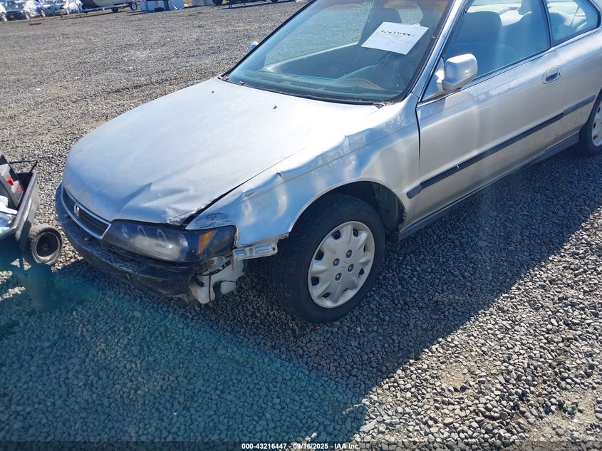 1996 HONDA ACCORD auction photo 6