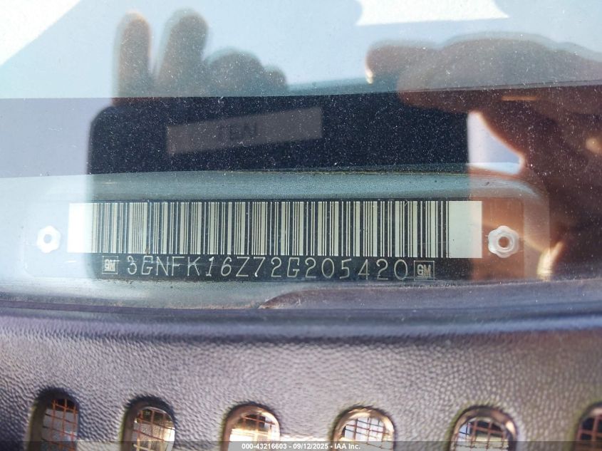 2002 Chevrolet Suburban 1500 Lt VIN: 3GNFK16Z72G205420 Lot: 43216603