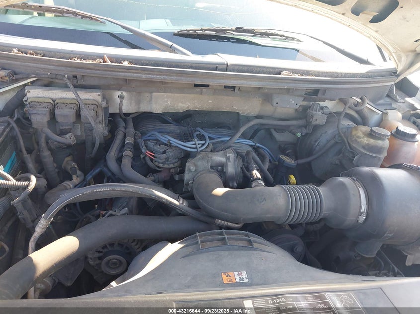 2005 Ford F-150 Stx/Xl/Xlt VIN: 1FTRF12275KF10948 Lot: 43216644