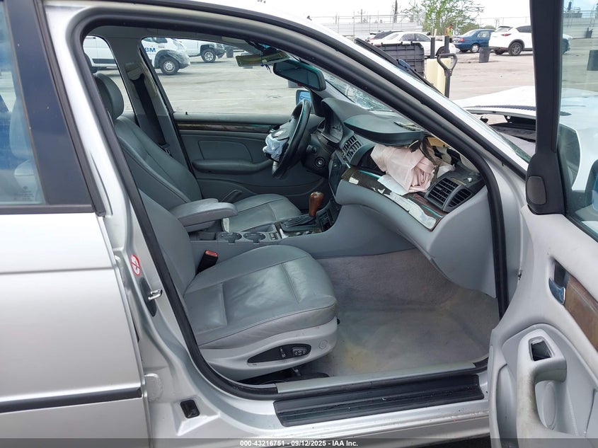 WBAET37492NG73611 2002 BMW 3ER photo no. 5