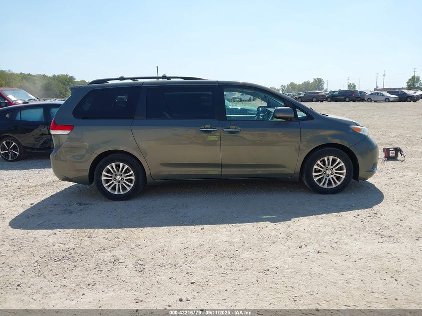 2011 Toyota Sienna Xle V6 VIN: 5TDYK3DC7BS011242 Lot: 43216779