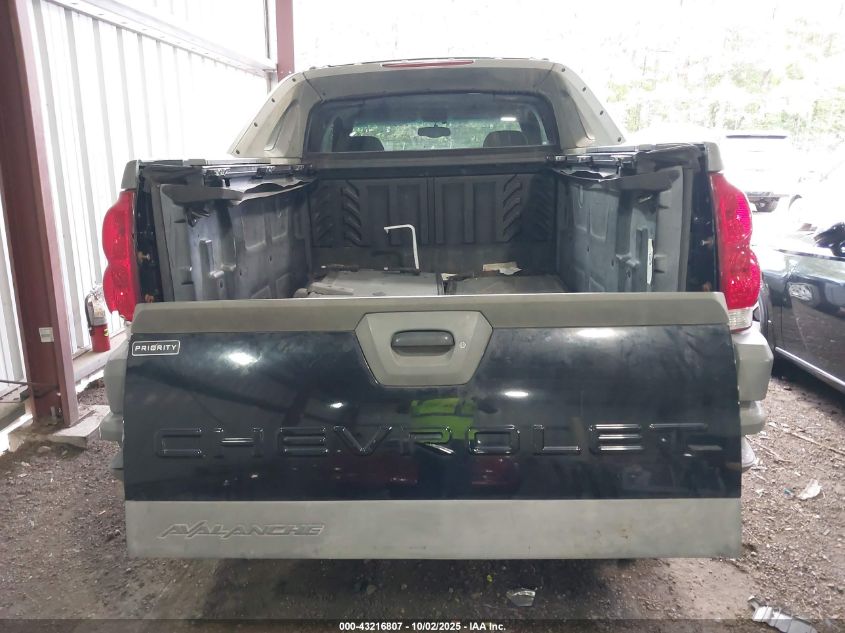 2002 Chevrolet Avalanche 1500 VIN: 3GNEK13TX2G201292 Lot: 43216807