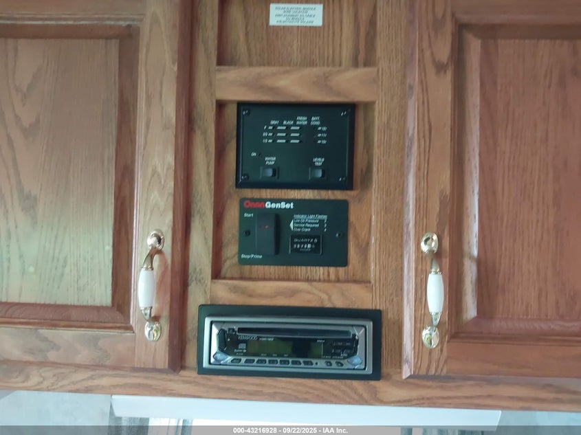 1NCA990S430102636 2003   photo no. 7
