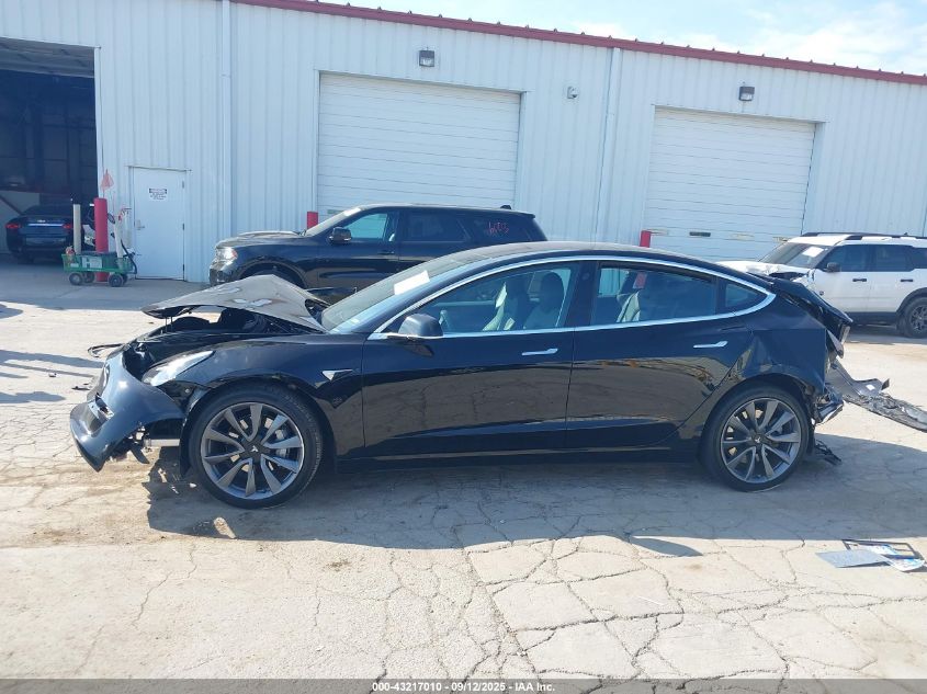 2018 Tesla Model 3 Long Range/Mid Range VIN: 5YJ3E1EA7JF135825 Lot: 43217010