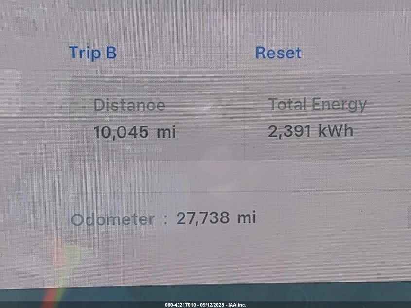 2018 Tesla Model 3 Long Range/Mid Range VIN: 5YJ3E1EA7JF135825 Lot: 43217010