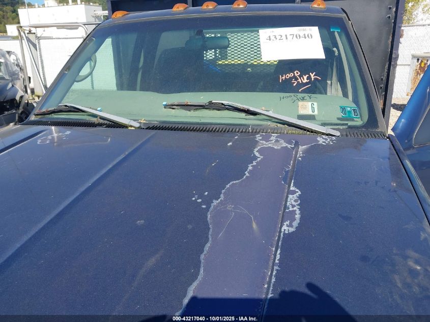 1999 GMC Sierra C3500 Hd Chassis Sl VIN: 1GDKC34J7XF002044 Lot: 43217040