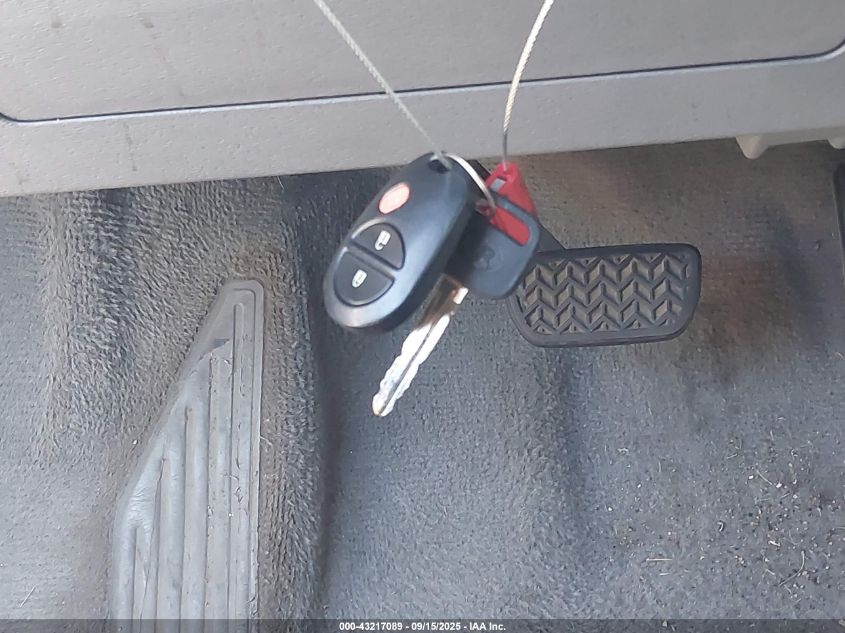 2011 Toyota Sienna Base V6 VIN: 5TDZK3DC3BS020296 Lot: 43217089