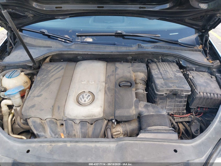 2009 Volkswagen Rabbit S VIN: WVWAA71K69W035257 Lot: 43217114