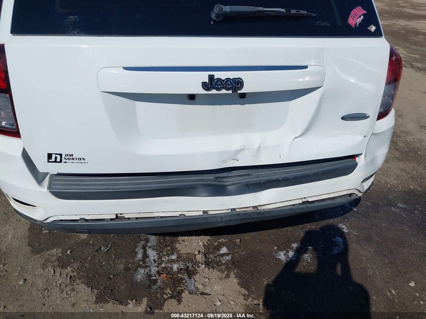 2014 Jeep Compass Latitude VIN: 1C4NJCEB3ED628665 Lot: 43217124