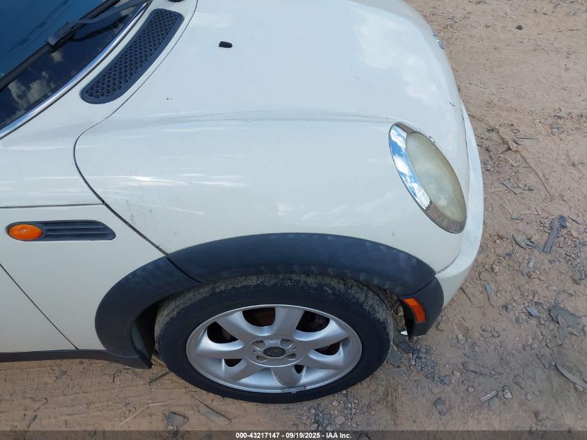 2007 Mini Cooper VIN: WMWRF33547TG16758 Lot: 43217147