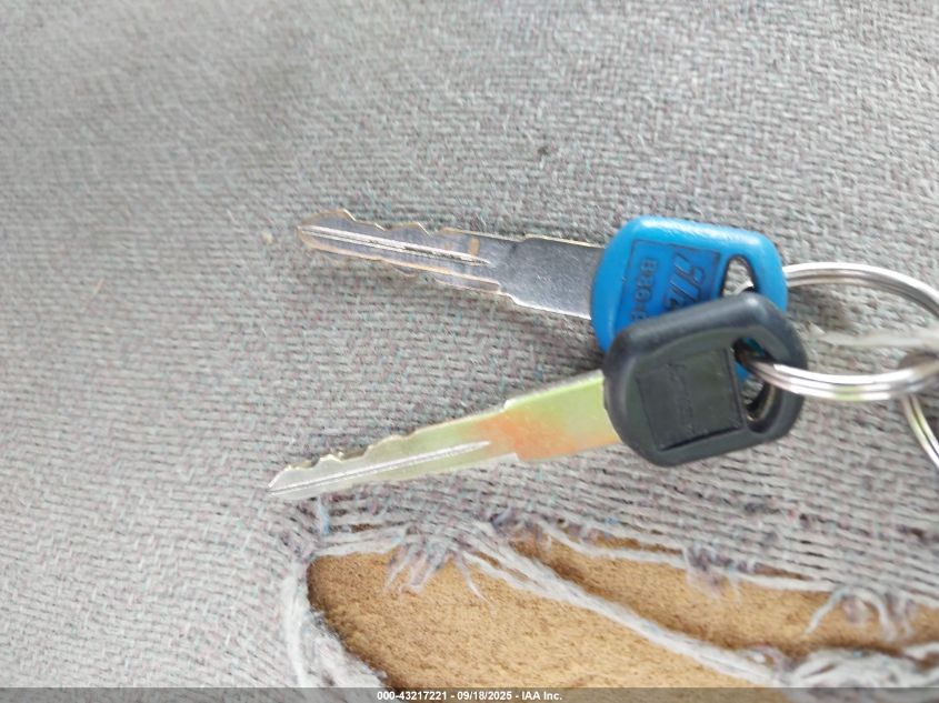 2000 GMC Savana Standard VIN: 1GJHG39R4Y1207572 Lot: 43217221