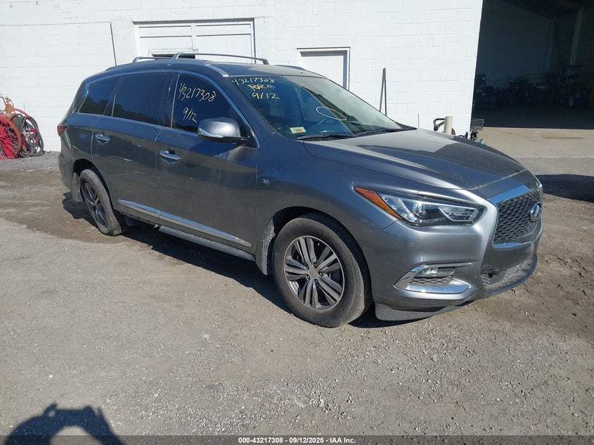 INFINITI QX60 LUXE AWD