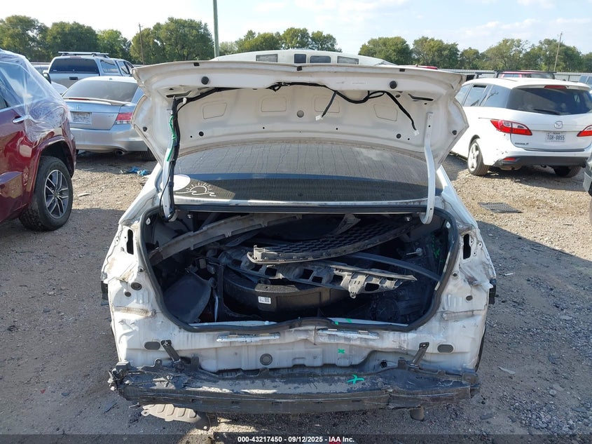 2017 Kia Forte Lx VIN: 3KPFK4A74HE080512 Lot: 43217450