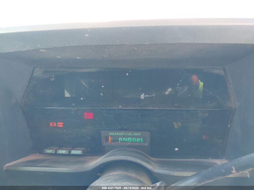 1992 GMC S15 Jimmy VIN: 1GKDT13Z7N2501377 Lot: 43217529