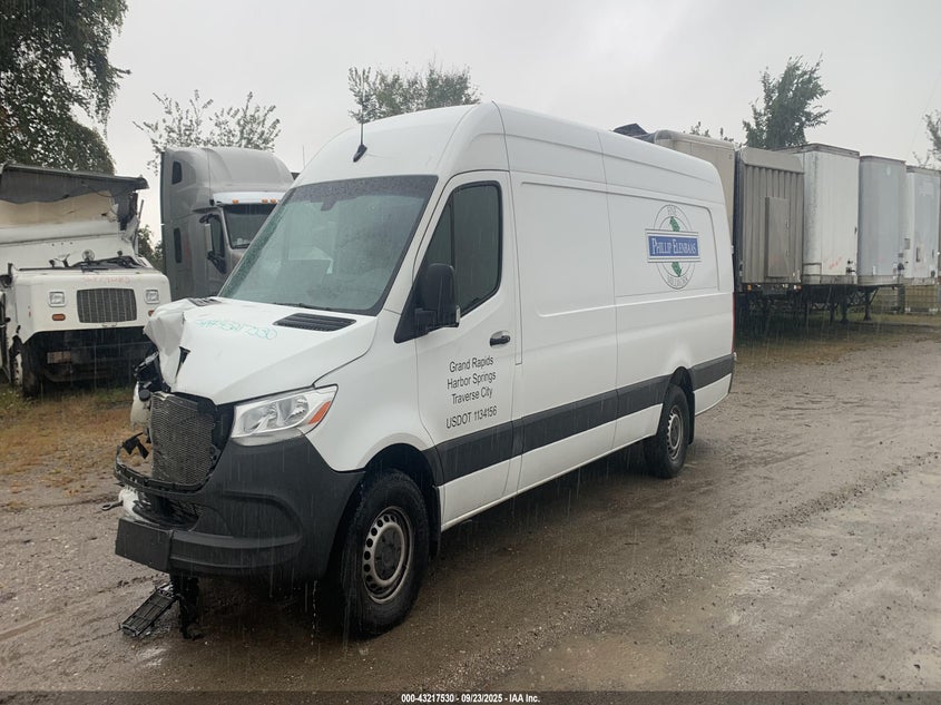 Vin: w2y4edhy8kp201917, lot: 43712023, freightliner sprinter 2500 high roof v6 20192