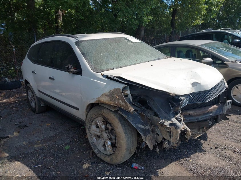 CHEVROLET TRAVERSE LS