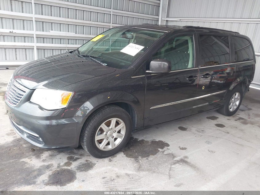 2C4RC1BG0CR116596 2012 CHRYSLER TOWN & COUNTRY photo no. 2