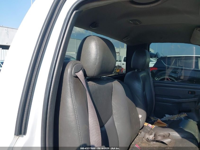 2006 GMC Sierra 1500 Work Truck VIN: 3GTEC14V56G248953 Lot: 43217689