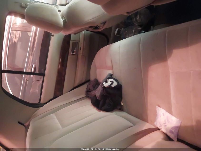 2007 Mercury Grand Marquis Gs VIN: 2MEFM74V87X633482 Lot: 43217712