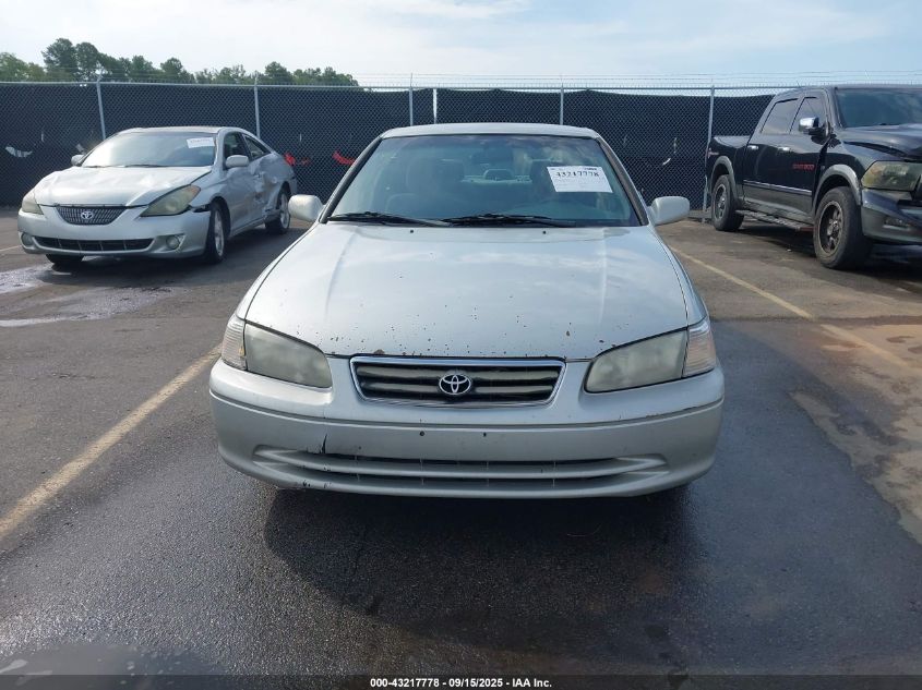 2000 Toyota Camry Le V6 VIN: 4T1BF22K1YU100576 Lot: 43217778
