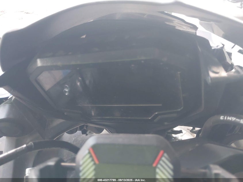 2025 Kawasaki Ex650 R VIN: ML5EXER16SDAF4112 Lot: 43217799