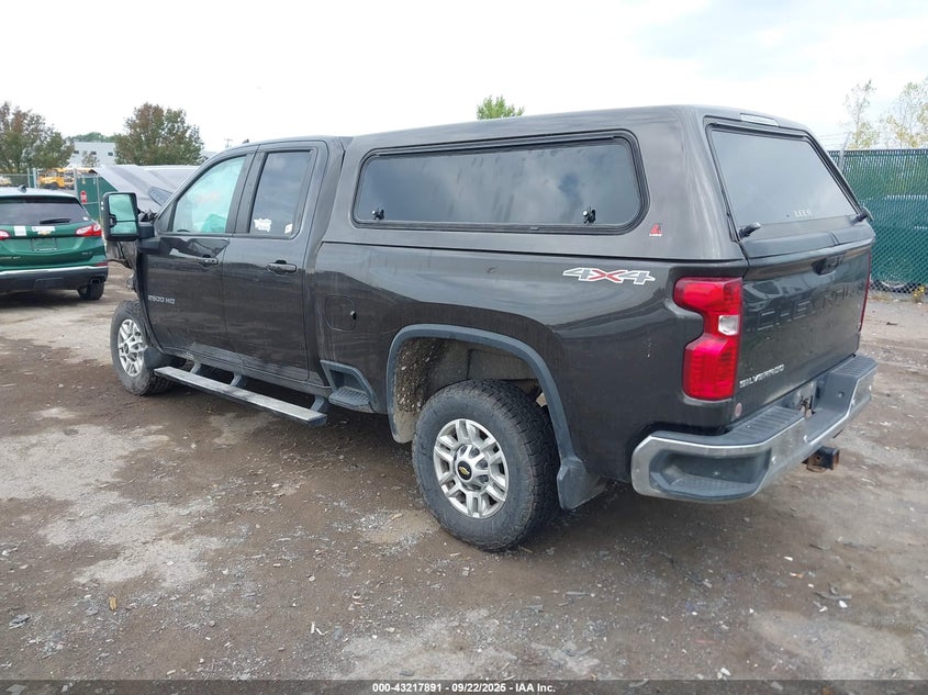 1GC5YNE72MF115672 2021 CHEVROLET SILVERADO photo no. 3