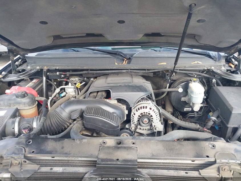 2008 GMC Yukon Denali VIN: 1GKFK63858J245234 Lot: 43217931