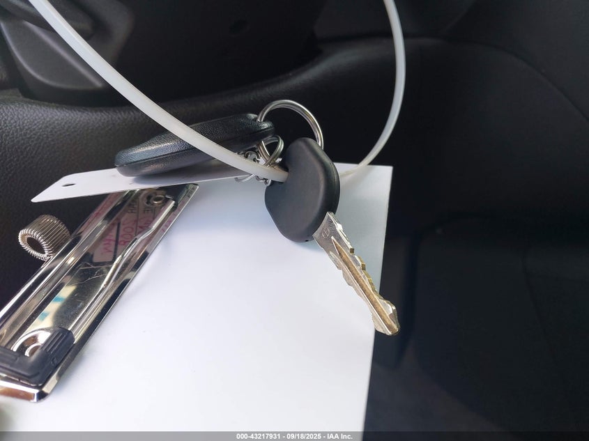 2008 GMC Yukon Denali VIN: 1GKFK63858J245234 Lot: 43217931