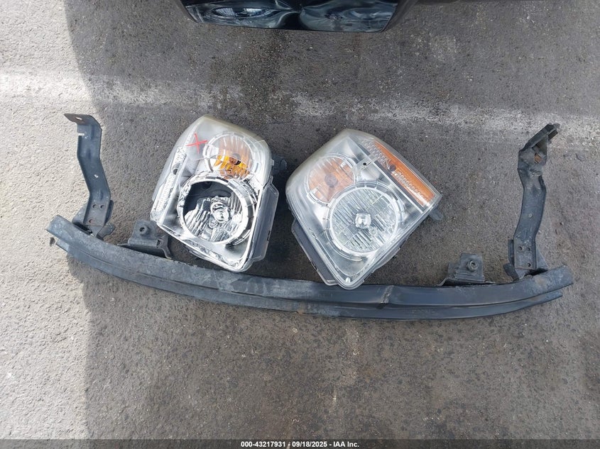 2008 GMC Yukon Denali VIN: 1GKFK63858J245234 Lot: 43217931