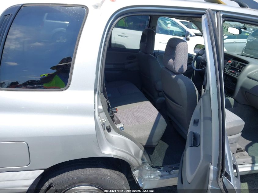 2004 Chevrolet Tracker VIN: 2CNBJ134446905375 Lot: 43217982