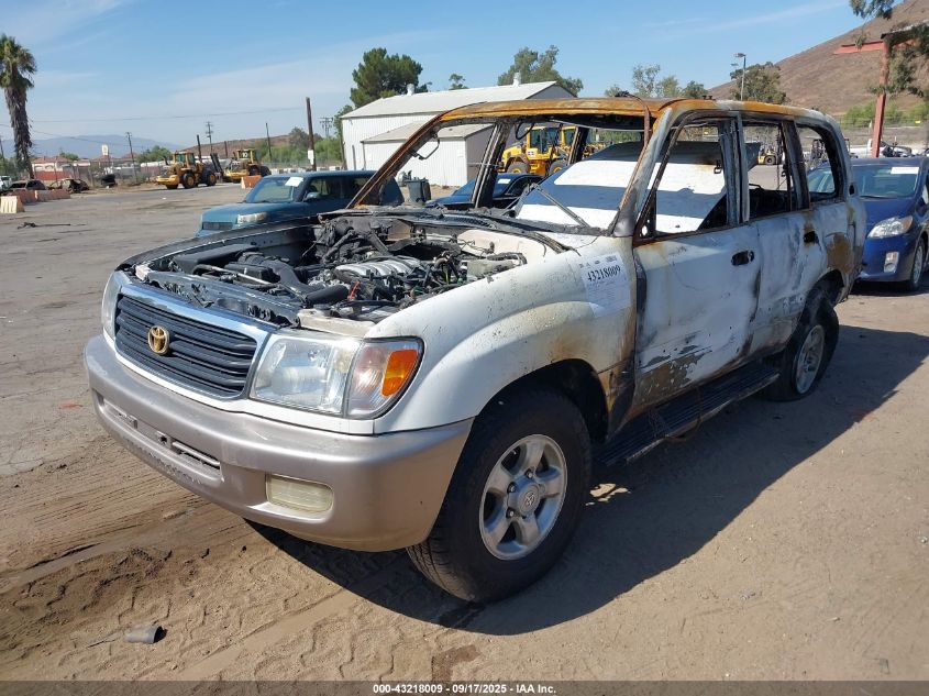 JT3HT05J9X0071384 1999 TOYOTA LAND CRUISER photo no. 2