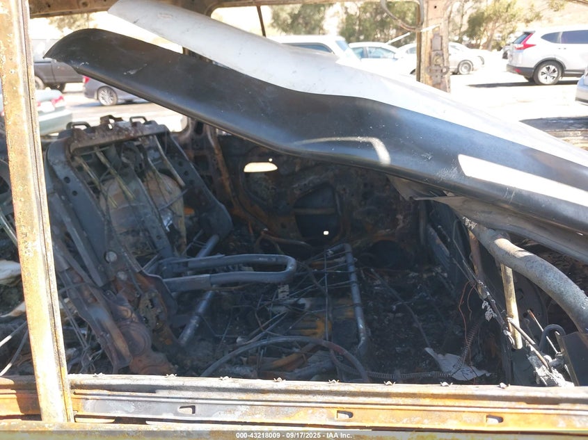 1999 Toyota Land Cruiser VIN: JT3HT05J9X0071384 Lot: 43218009